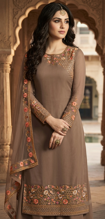 Elegant Embroidered 3-Piece Suit
