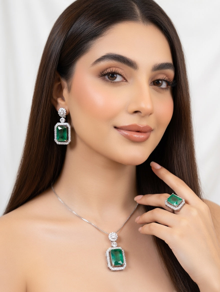 Elegant jewellery set by Ashir Studio featuring intricate design and craftsmanship, including matching earrings and necklace.